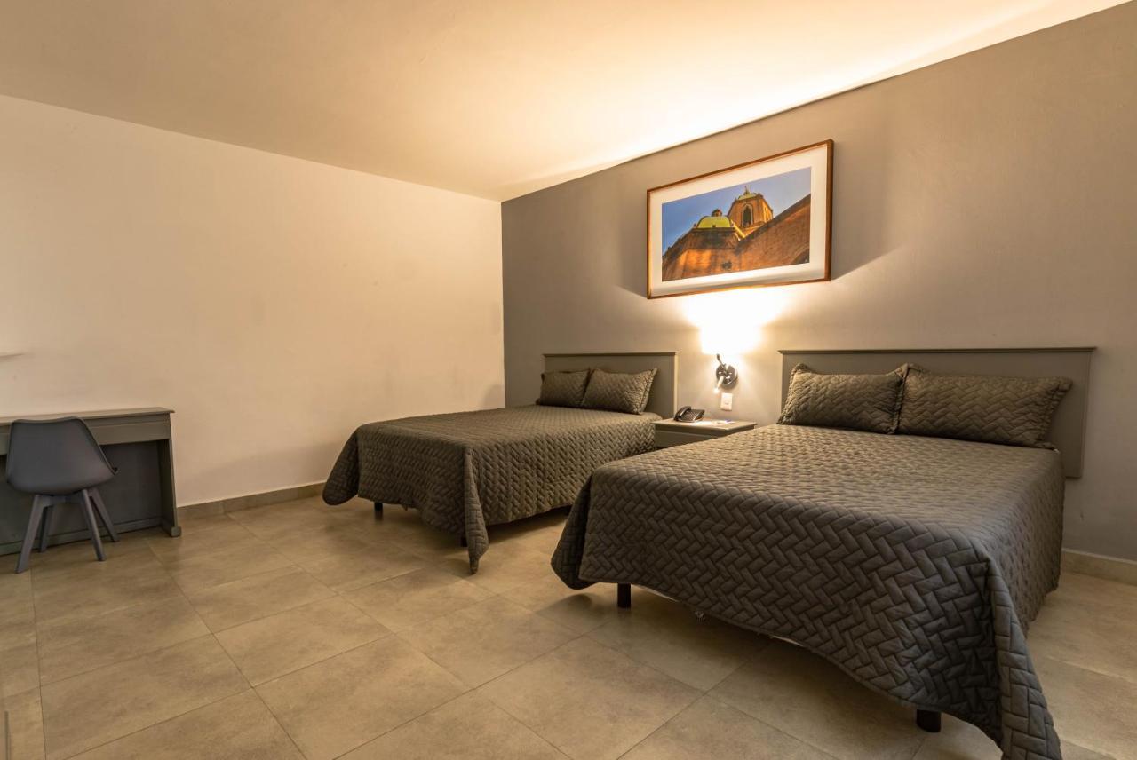 Hotel Nuve Gómez Palacio Kültér fotó