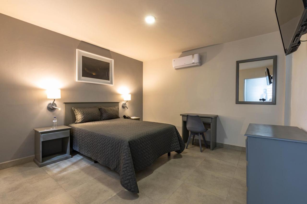 Hotel Nuve Gómez Palacio Kültér fotó